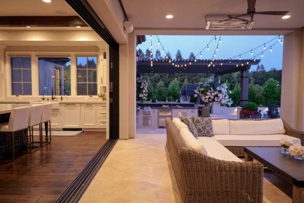 Indoor-outdoor room bridges space between home and landscape